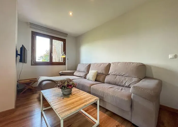 Niu De L'isard Apartment Enveitg